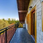 Apartment Ferma Gold By Pikhost