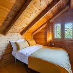 Ferma Gold By Pikhost Apartment *
