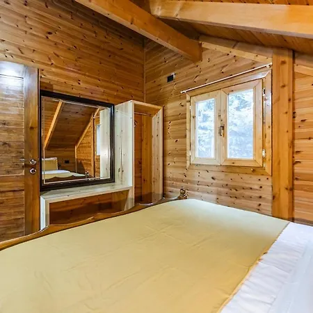 Ferma Gold By Pikhost Apartment