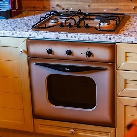 Ferma Gold By Pikhost تيرانا