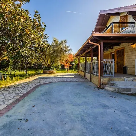 Ferma Gold By Pikhost Apartament Tirana