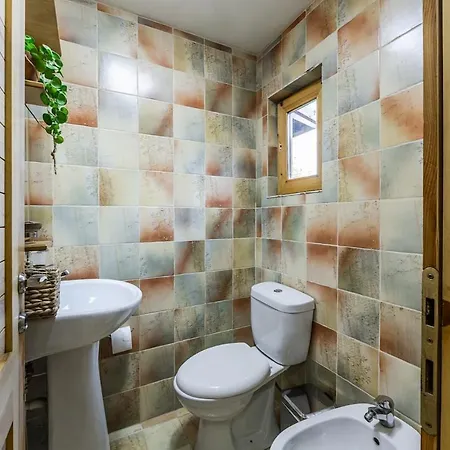 Ferma Gold By Pikhost * Tirana