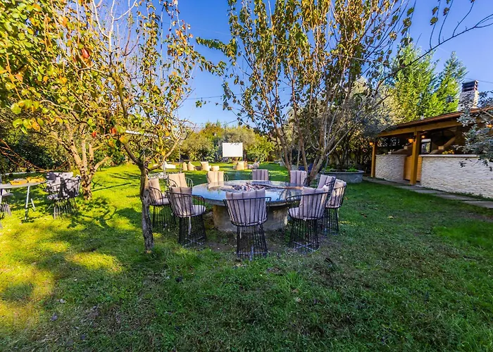 Ferma Gold By Pikhost 地拉那