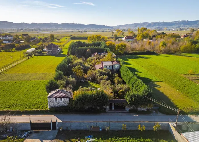 Ferma Gold By Pikhost 公寓 地拉那